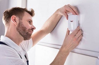 آموزش نصب دزدگیر اماکن در مشهد | راهنمای جامع نصب حرفه‌ای و ایمن
